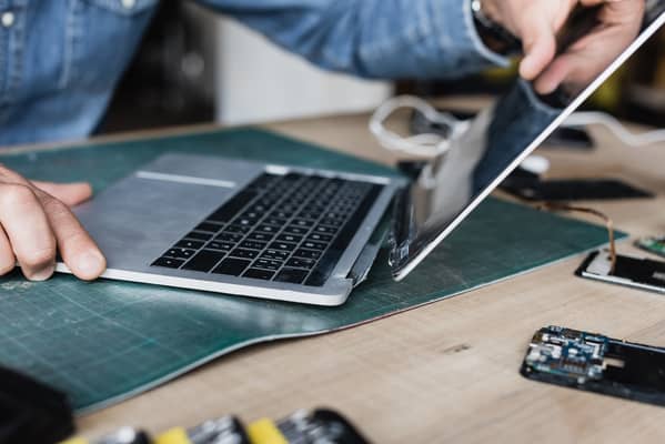 Laptop Cracked Screens